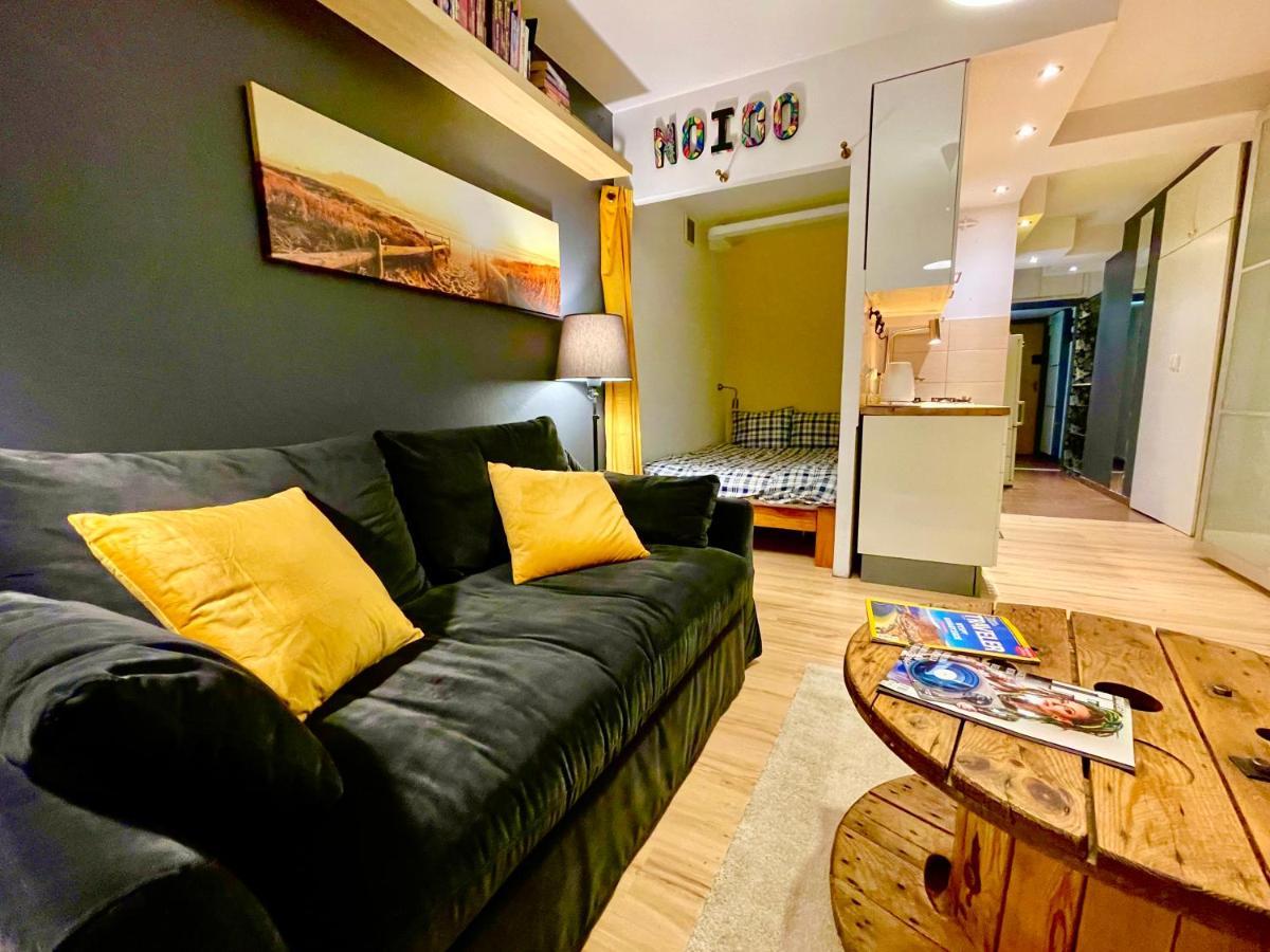 Forum Metro Wifi 1Gbs 70'Tv Netflix Hbo Appletv Varsovia Exterior foto